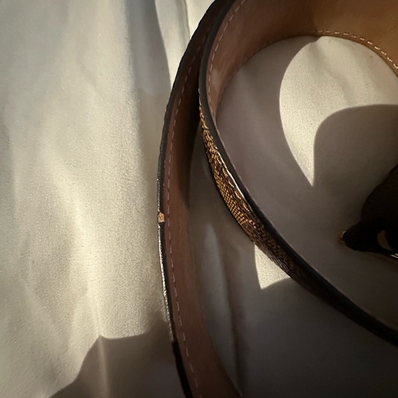 COPY - LV belt. ✨✨✨✨ - Picture 8 of 14